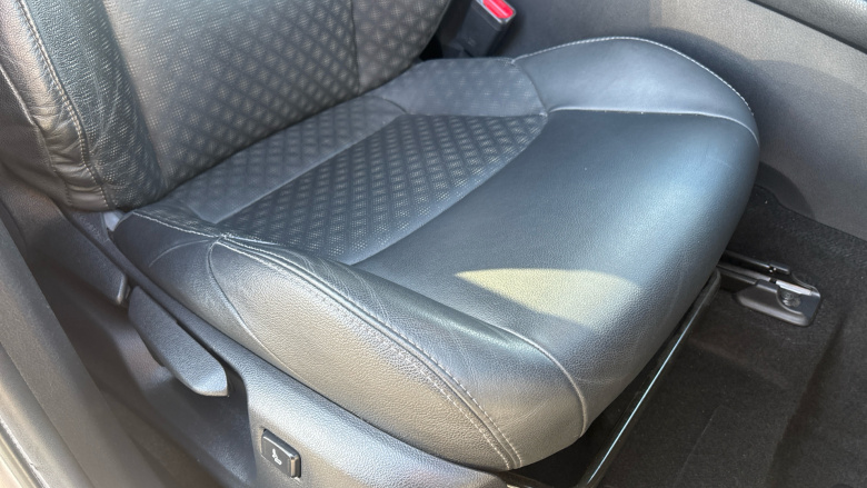 Toyota C-HR 1.8 Hybrid Excel 5dr CVT [Leather] Hybrid Hatchback